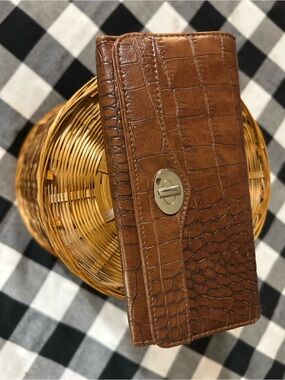Safe Keeper “File Master” Brown faux Leather Wallet
